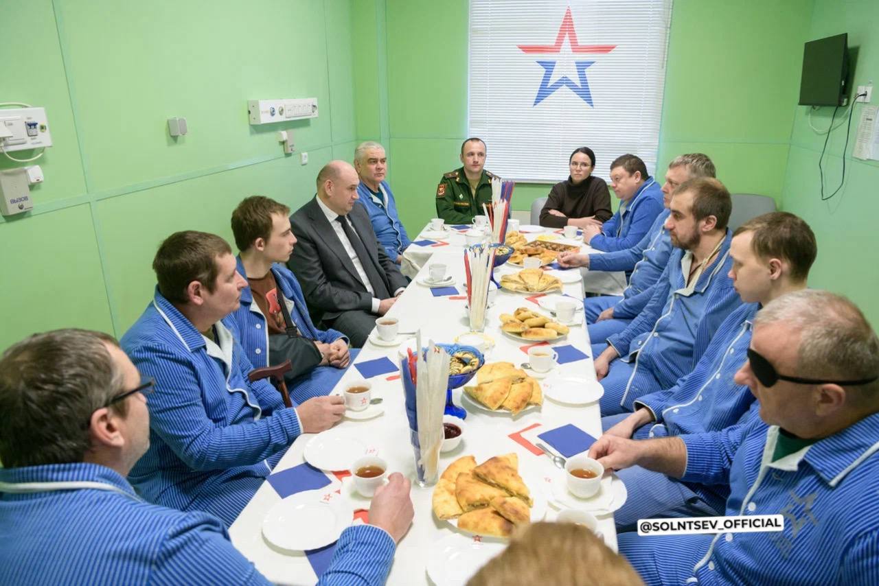 Евгений Солнцев: Поздравил с Днём защитника Отечества тех, без кого мирное небо большинства россиян сегодня просто не могло бы существовать, – участников специальной военной операции Евгений Солнцев: Поздравил с Днём защитника Отечества тех, без кого мирное небо большинства россиян сегодня просто не могло бы существовать, – участников специальной военной операции