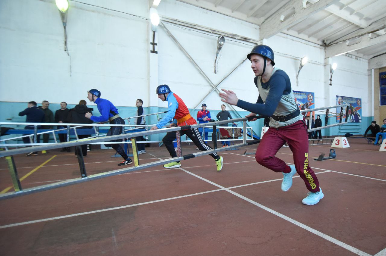 В Оренбурге определили сильнейших в пожарноспасательном спорте В Оренбурге определили сильнейших в пожарноспасательном спорте