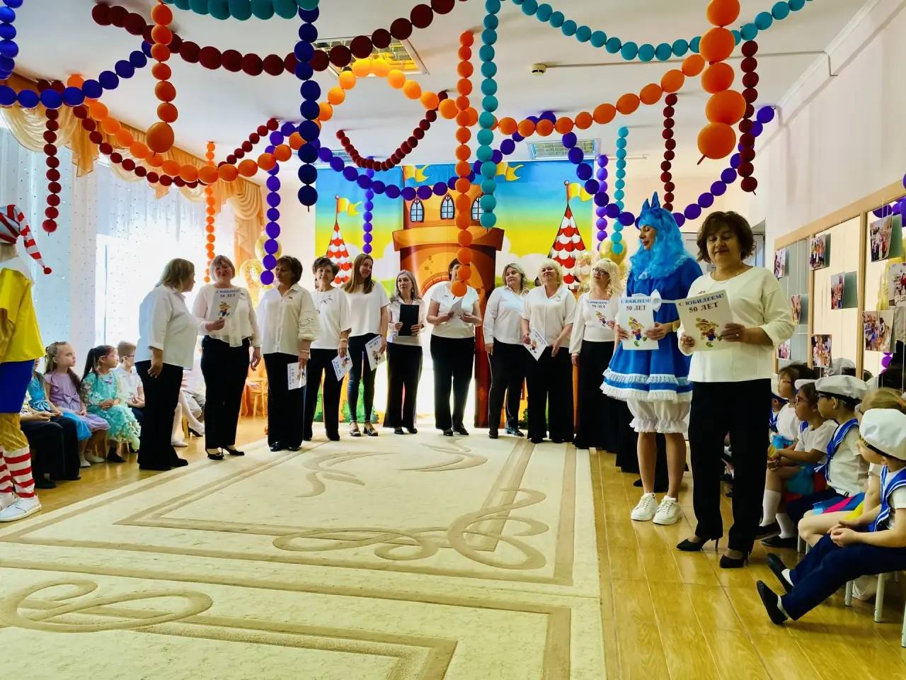 Полвека в мире детства: детский сад № 102 отмечает юбилей Полвека в мире детства: детский сад № 102 отмечает юбилей