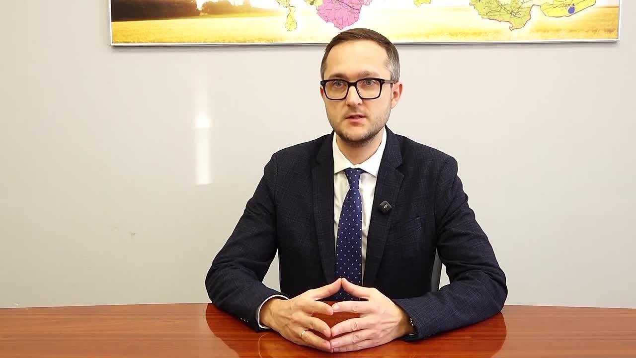 СПРАШИВАЛИ? ОТВЕЧАЕМ!. Ваши соседи после ремонта выставили на лестничную площадку старые вещи? Не знаете как решить эту проблему? А вы знали, что это нарушение законодательства? Отвечает заместитель начальника...