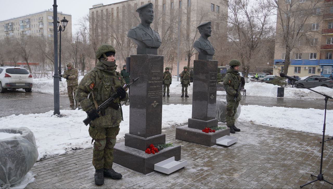 В Оренбурге вспоминают воинов-десантников Псковской дивизии ВДВ
