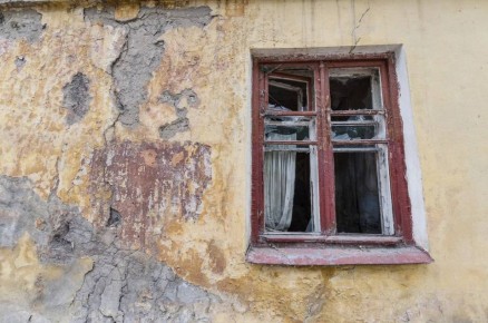 Глава СКР затребовал доклад по делу о нерасселенном аварийном доме в Оренбурге