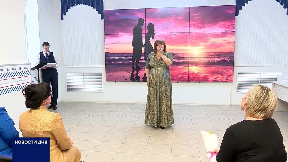 РЕПОРТАЖ. ГУБЕРНАТОР ОРЕНБУРГСКОЙ ОБЛАСТИ ВСТРЕТИЛСЯ С АКТИВИСТКАМИ ГРУППЫ «ПАМЯТЬ»