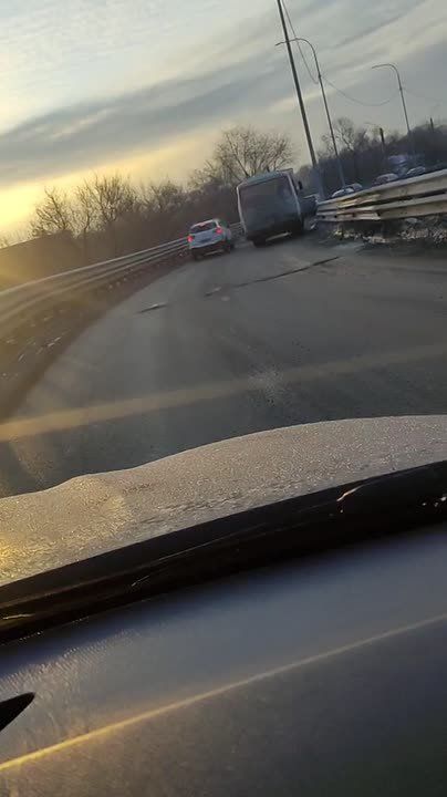 Оренбуржцы показали состояние спуска с Илекского путепровода