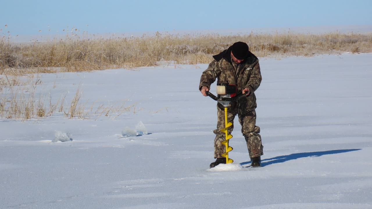 В Оренбуржье проходит экологическая акция по спасению рыбы в водоёмах «Глоток воздуха» В Оренбуржье проходит экологическая акция по спасению рыбы в водоёмах «Глоток воздуха»