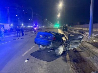 BMW "�����������" ������, ���������� � ����� � ��������� � ���� ������� �����