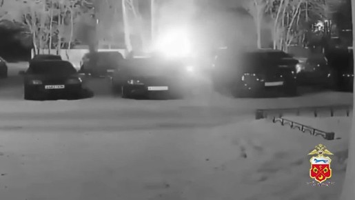 Полиция вычислила мужчину, который в Оренбургской области сжёг джип после ссоры с его владельцем в баре