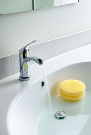 Как выбрать идеальное средство для чистки сантехники: советы и рекомендации