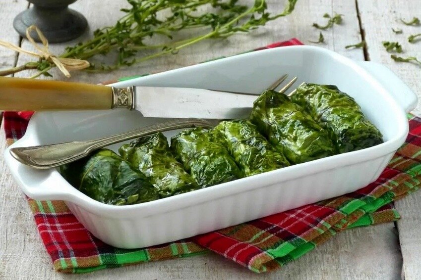 Листья хрена: как сохранить полезные свойства и приготовить вкусные блюда на зиму