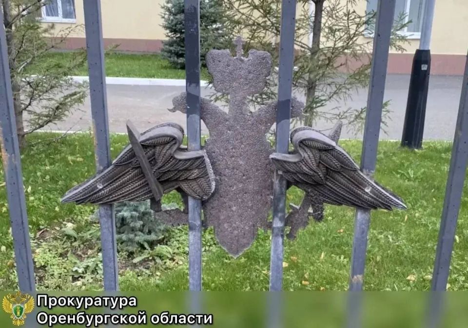 � ��������� ����� ������ 18-������� �����, ���������� ���� � ������ ��������