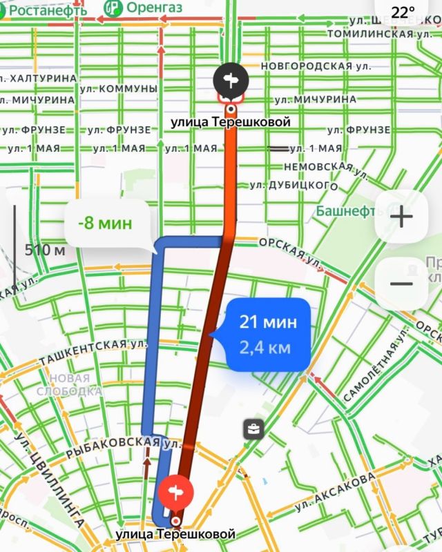 Оренбург встал в «бордовой» пробке