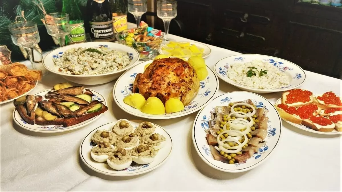 5 забытых советских салатов, которые поднимут настроение на празднике