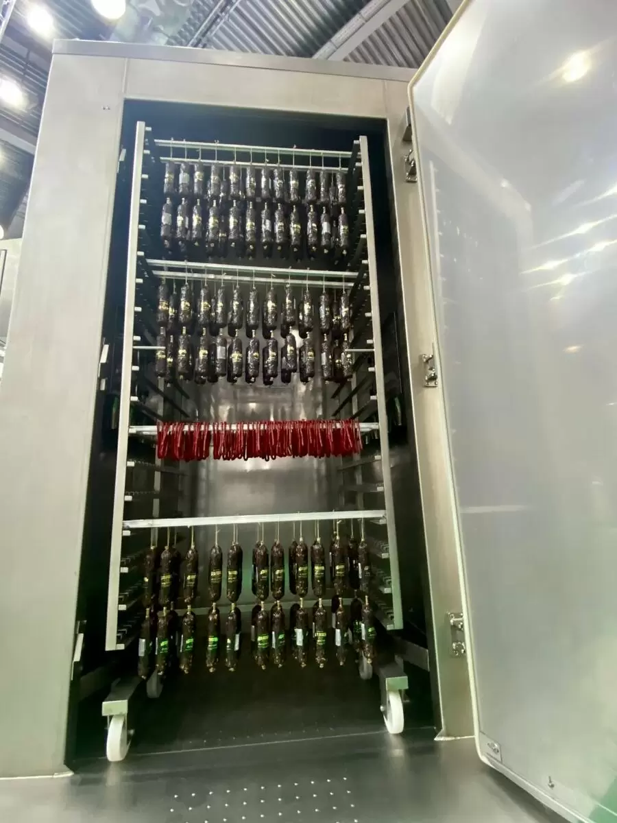 Вкусное искусство: 15-й зал привлекает гурманов на выставке колбас и снеков