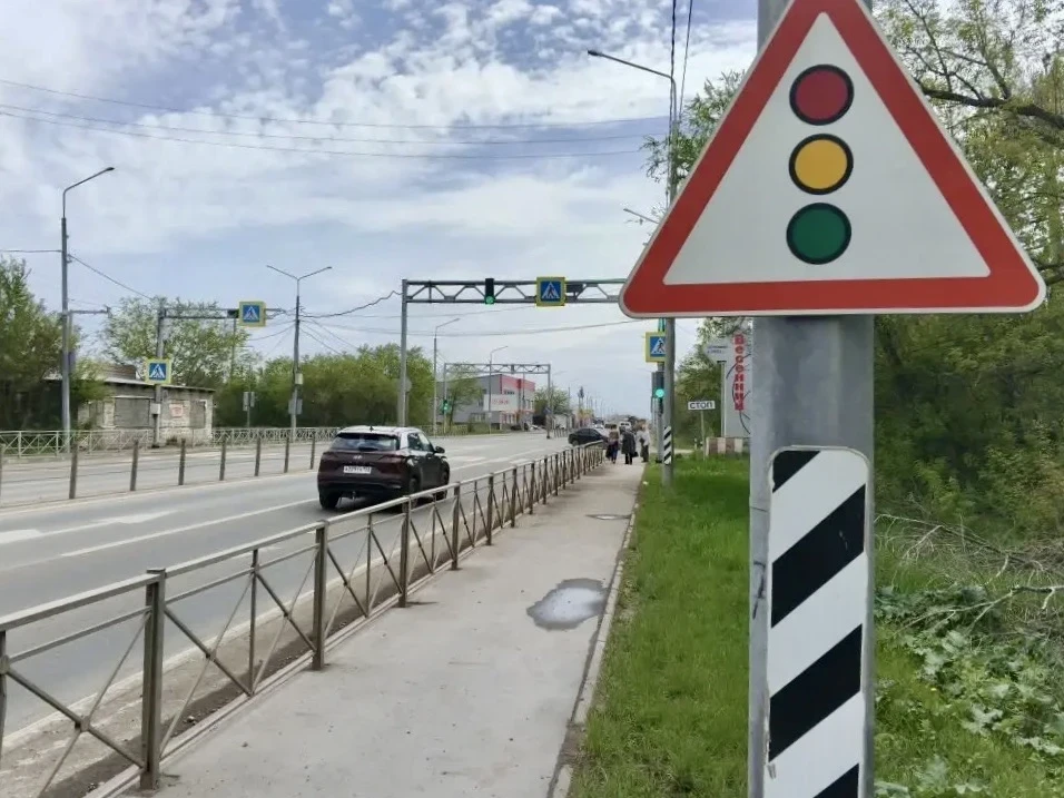 В Оренбургском районе 12 и 13 мая не будут работать светофоры на автодороге Оренбург — Беляевка
