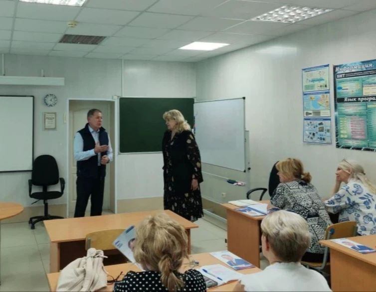Депутат Заксобрания Александр Трубников подключился к решению вопросов гимназии №5 Оренбурга