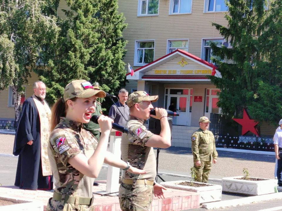 Казаки Оренбуржья вновь пополнят ряды казачьего батальона БАРС-6 «Форштадт» Казаки Оренбуржья вновь пополнят ряды казачьего батальона БАРС-6 «Форштадт»