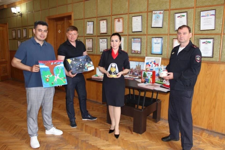 В Оренбургской области подведены итоги регионального этапа Всероссийского конкурса «Полицейский Дядя Степа» В Оренбургской области подведены итоги регионального этапа Всероссийского конкурса «Полицейский Дядя Степа»