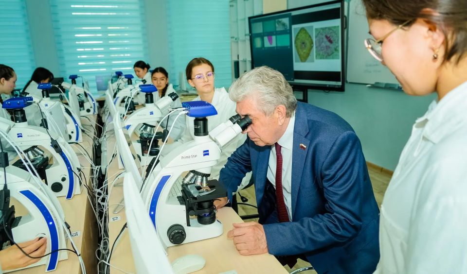 Семь оренбургских школьников отправятся на Байконур Семь оренбургских школьников отправятся на Байконур