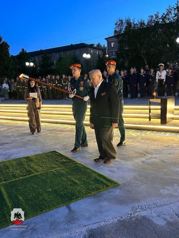 Николай Гущин, Почетный гражданин Орска отмечает День рождения. Николай Гущин, Почетный гражданин Орска отмечает День рождения.