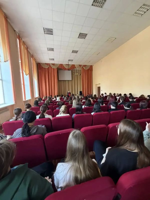 «Голова, чтобы думать, глаза, чтобы смотреть» «Голова, чтобы думать, глаза, чтобы смотреть»