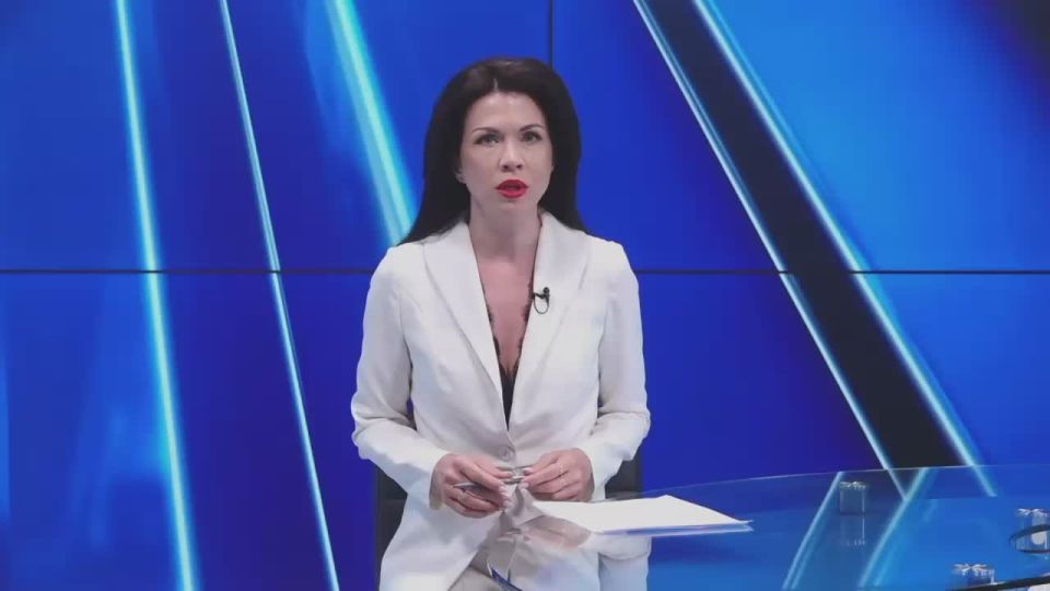 ЖИТЕЛИ МНОГОКВАРТИРНОГО ДОМА ПО УЛ. ПОЛТАВСКАЯ ЖАЛУЮТСЯ НА УЖАСНОЕ СОСТОЯНИЕ ДВОРА