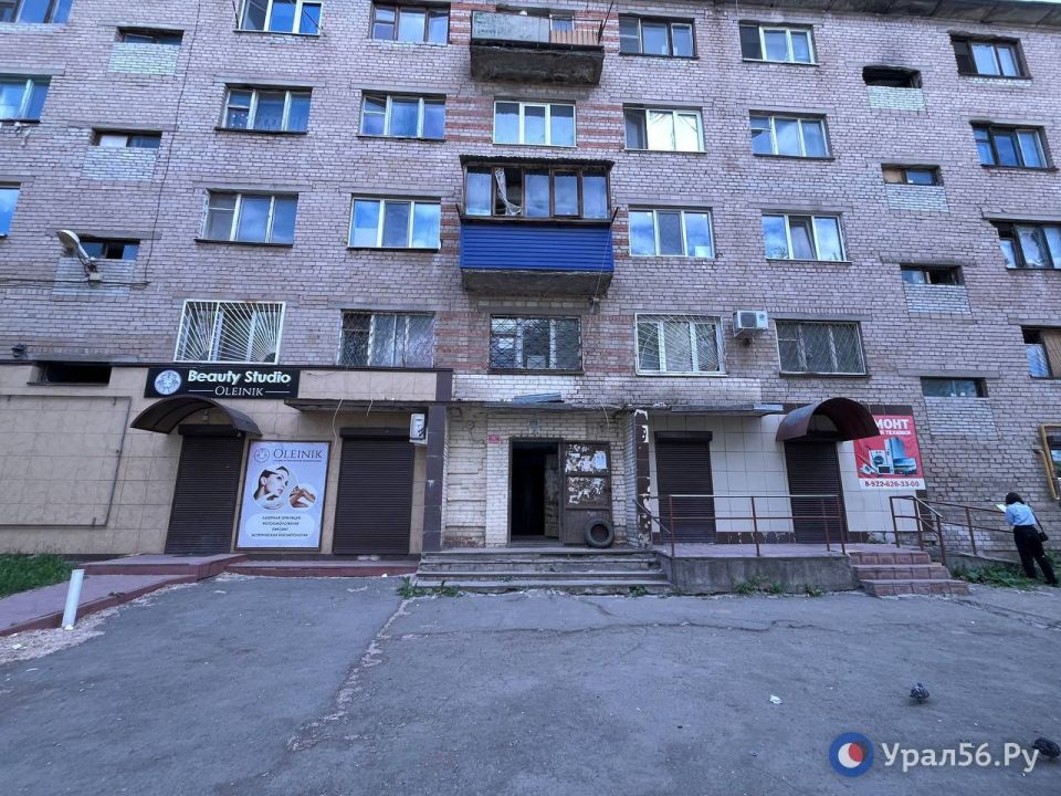 В Орске здание общежития, в котором обвалился пол в 2025 году, признали аварийным и подлежащим реконструкции В Орске здание общежития, в котором обвалился пол в 2025 году, признали аварийным и подлежащим реконструкции