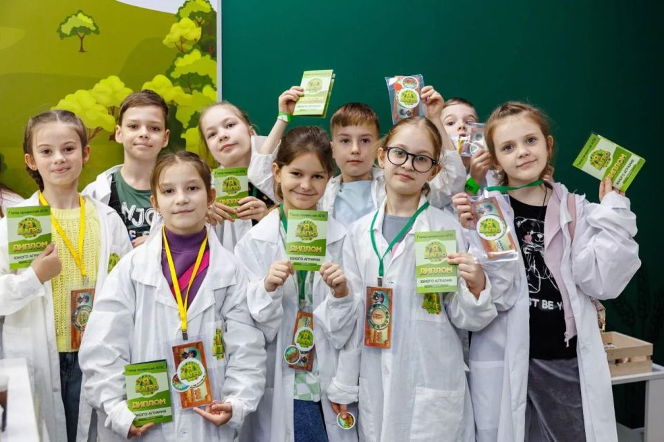 Город профессий АПК «Я в Агро» в регионах посетили ~38 тысяч человек Город профессий АПК «Я в Агро» в регионах посетили ~38 тысяч человек