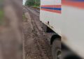 «Живем в 21 веке, а цивилизации нет»: В микрорайоне Карачи в Оренбурге одна из дорог много лет находится в разбитом состоянии
