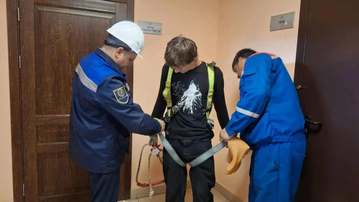 Более 4000 школьников и студентов посетили в этом году оренбургские предприятия в рамках профтуров службы занятости Более 4000 школьников и студентов посетили в этом году оренбургские предприятия в рамках профтуров службы занятости