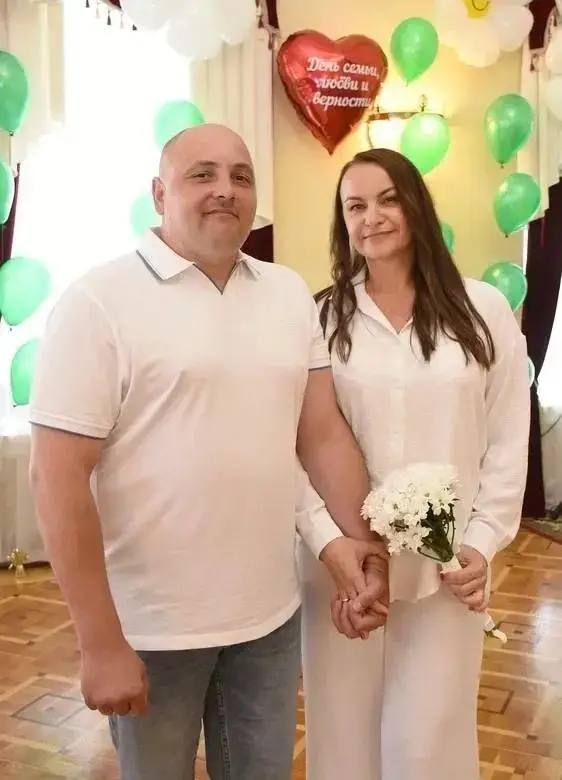 В День семьи, любви и верности в Оренбурге расписались 28 пар В День семьи, любви и верности в Оренбурге расписались 28 пар