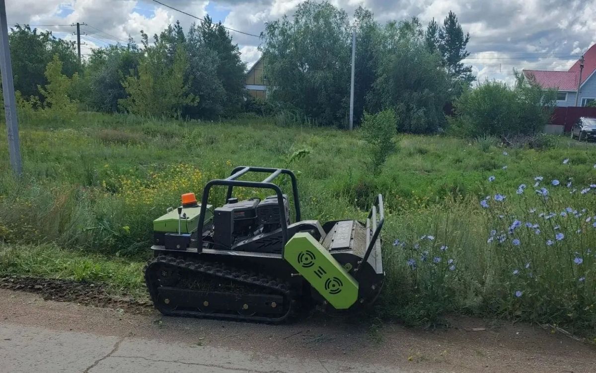 В поселке Энергетик Оренбургской области будут работать роботы-«травокосы»