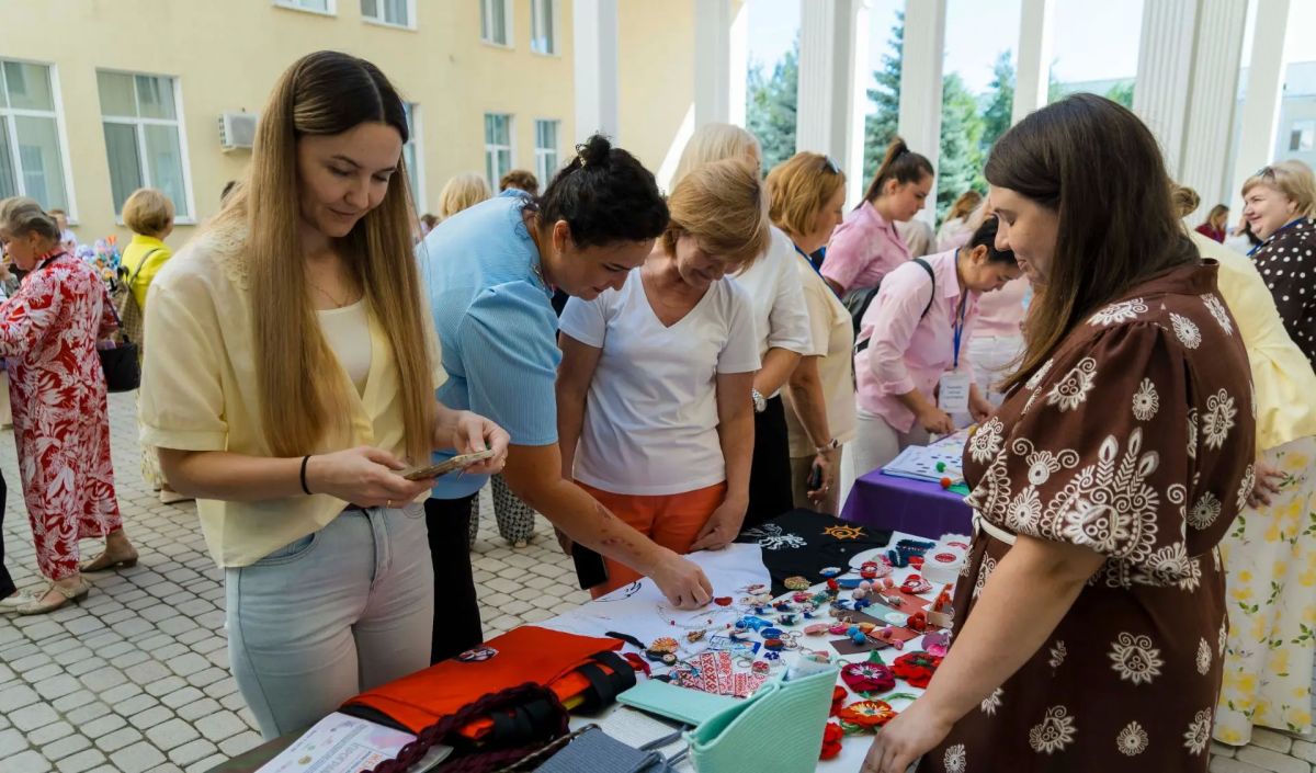На «Большом женсовете» презентовали Центр долголетия На «Большом женсовете» презентовали Центр долголетия
