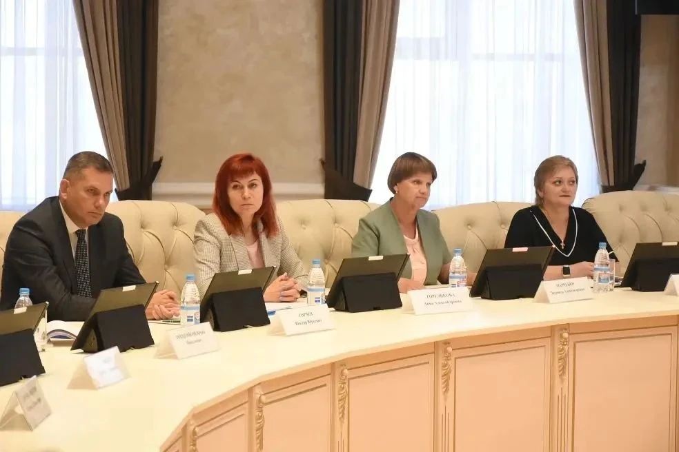 Юбилейную российскоказахстанскую экспедицию встретили в Уральске Юбилейную российскоказахстанскую экспедицию встретили в Уральске