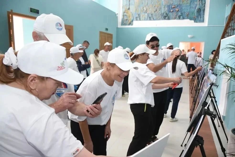 Юбилейную российскоказахстанскую экспедицию встретили в Уральске Юбилейную российскоказахстанскую экспедицию встретили в Уральске