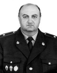 Сегодня прошло 26 лет со дня смерти майора милиции Минасяна Роберта Рафиковича, начальника отделения уголовного розыска отдела внутренних дел по Курманаевскому району Оренбургской области Сегодня прошло 26 лет со дня смерти майора милиции Минасяна Роберта Рафиковича, начальника отделения уголовного розыска отдела внутренних дел по Курманаевскому району Оренбургской области