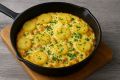Как приготовить деревенский омлет с картошкой и сыром: идеальный завтрак для всей семьи