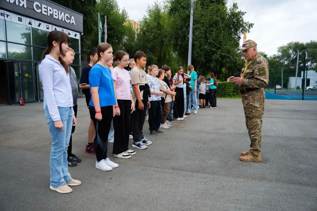 «Кампус патриотов»: в Академии сервиса стартовала новая смена «Кампус патриотов»: в Академии сервиса стартовала новая смена