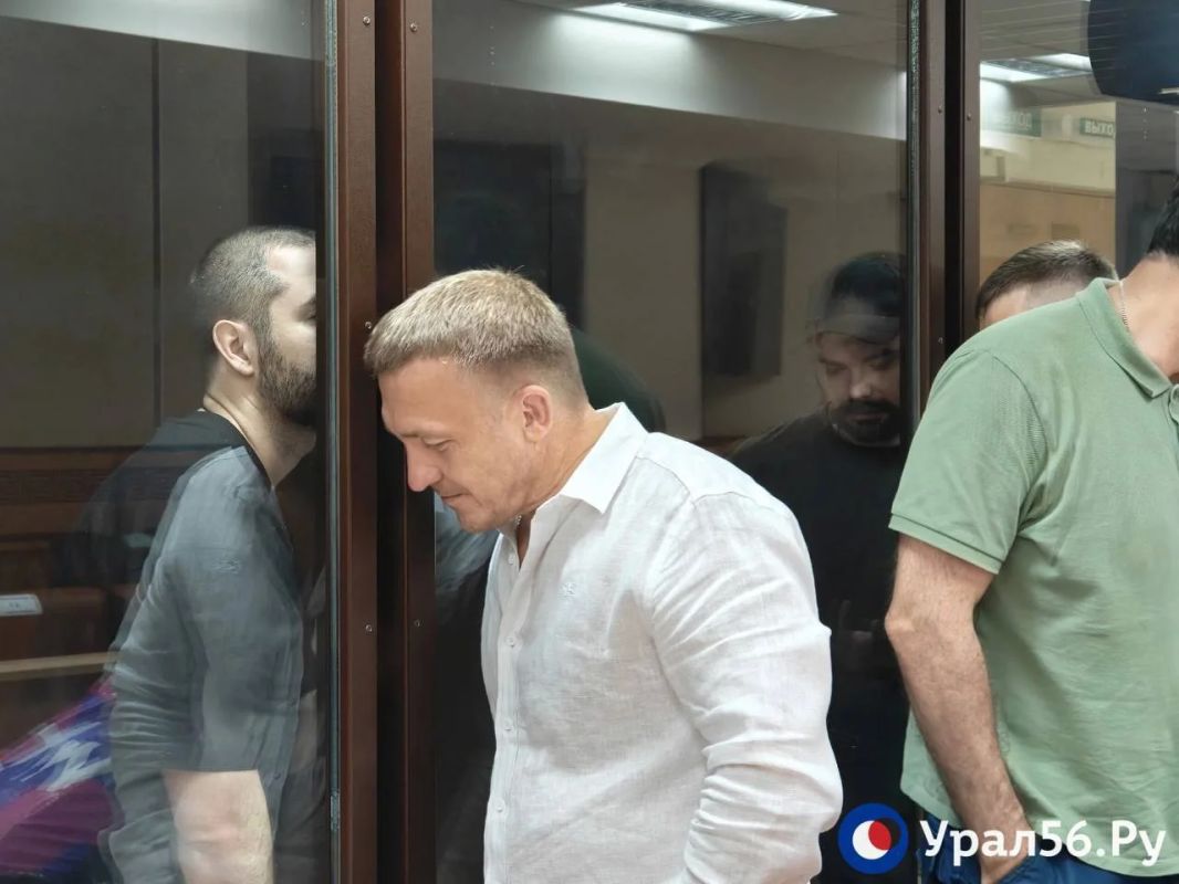«Все, что говорил следователю, подтверждаю»: в суде продолжился допрос свидетеля по делу братьев Макаровых «Все, что говорил следователю, подтверждаю»: в суде продолжился допрос свидетеля по делу братьев Макаровых