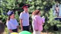 Сотрудники Шарлыкского межрайонного следственного отдела приняли участие в благотворительной акции «Соберем ребенка в школу»