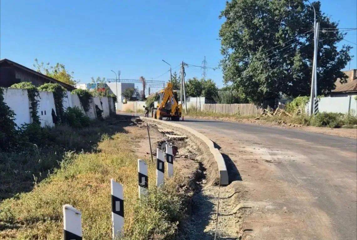 В Оренбурге продолжается дорожный ремонт В Оренбурге продолжается дорожный ремонт