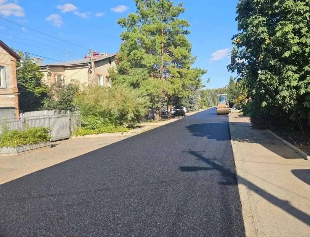 В Оренбурге продолжается дорожный ремонт В Оренбурге продолжается дорожный ремонт