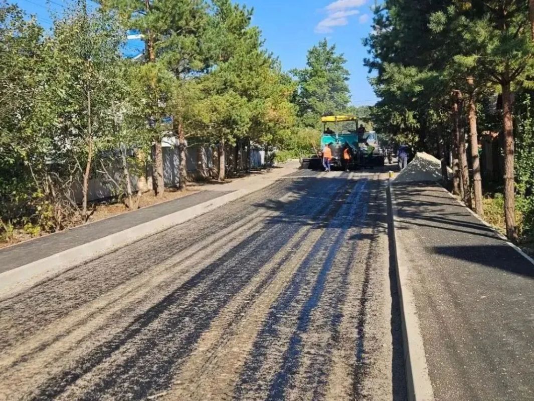 В Оренбурге продолжается дорожный ремонт В Оренбурге продолжается дорожный ремонт