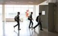 В России запустили мобильное приложение для школ с кнопкой SOS через систему «ЭРА-ГЛОНАСС»