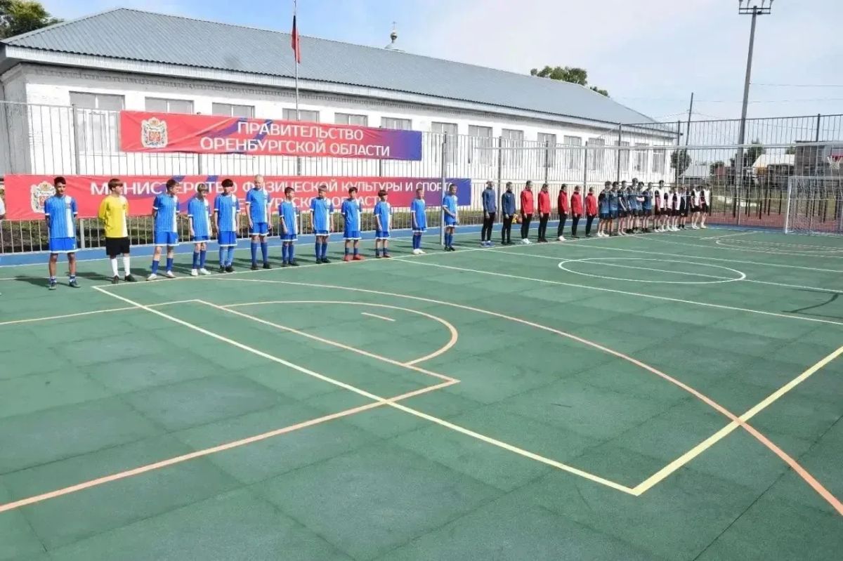 В Шарлыке появилась умная спортплощадка