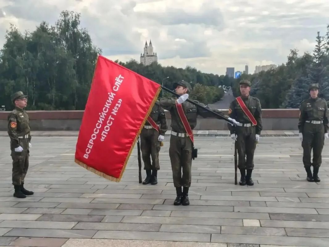 Команда «Бугуруслан» вошла в топ-25 лучших на Всероссийском слёте «Пост № 1»