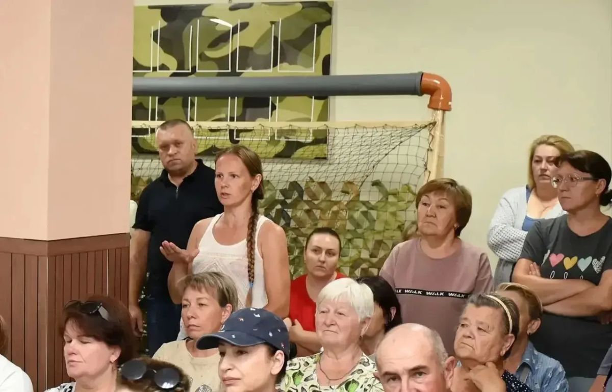 В Самородово утвердили график ремонта дорог, сетей и контейнерных площадок В Самородово утвердили график ремонта дорог, сетей и контейнерных площадок