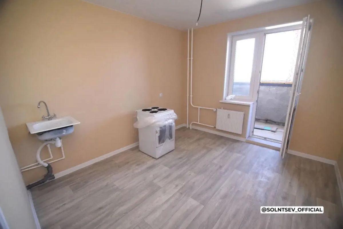 Евгений Солнцев: 95 млн рублей дополнительно направлены в Оренбургскую область для расселения жителей из ветхого и аварийного жилья, признанного таковым с 2019 года Евгений Солнцев: 95 млн рублей дополнительно направлены в Оренбургскую область для расселения жителей из ветхого и аварийного жилья, признанного таковым с 2019 года