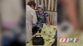 Журналисты телеканала «ОРТ» пообщались с гражданами, которых временно поселили в районном доме культуры после эвакуации. Кроме горячей еды, предоставленной жителям, в ПВР работает медицинский работник, который может оказать...