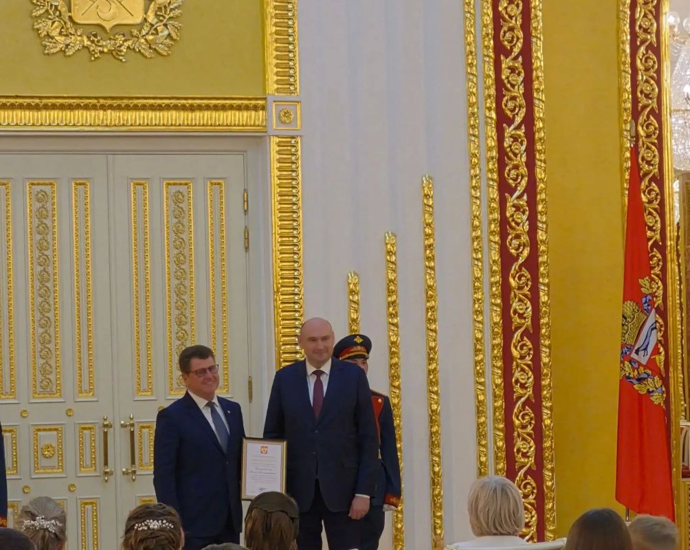 Сегодня в Оренбурге прошла церемония вручения государственных и региональных наград Сегодня в Оренбурге прошла церемония вручения государственных и региональных наград