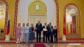 Евгений Солнцев: Сегодня вручил государственные награды Российской Федерации и награды областного уровня оренбуржцам – тем, для кого развитие региона стало делом всей жизни
